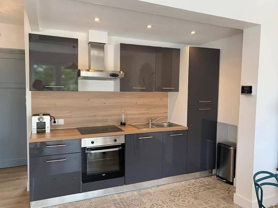 Appartement entier, Au 154 Bis - Joli Appartement avec Grande Terrasse et proche de la plage à Malo in Plage de Malo-les-Bains, Dunkerque