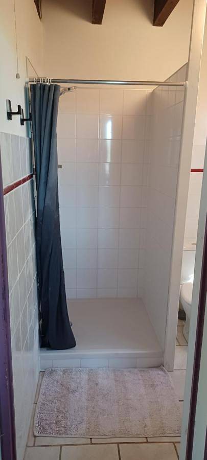 Location de vacances pour 5 personnes, avec jardin ainsi que vue et terrasse à Sauliac-sur-Célé - 3