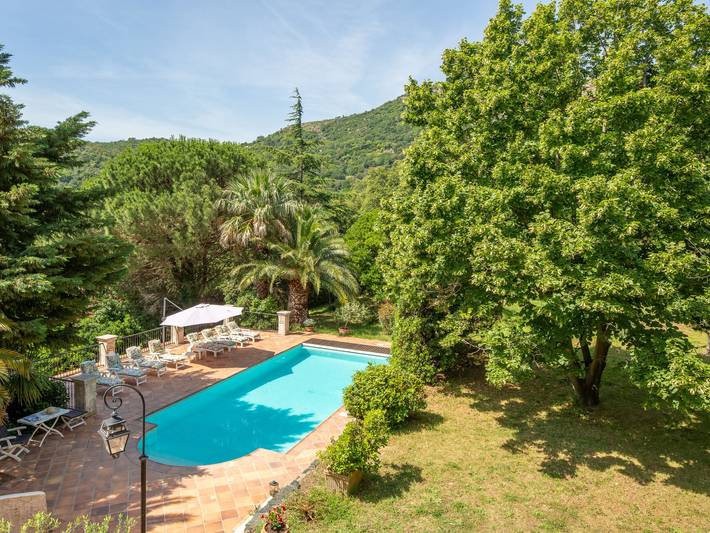 Location de vacances pour 8 personnes, avec jardin et terrasse à La Garde-Freinet - 2