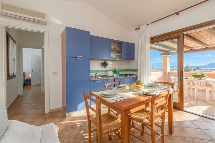 Entire apartment, Le Dimore di Nettuno 5 With Pool in Pittulongu, Olbia