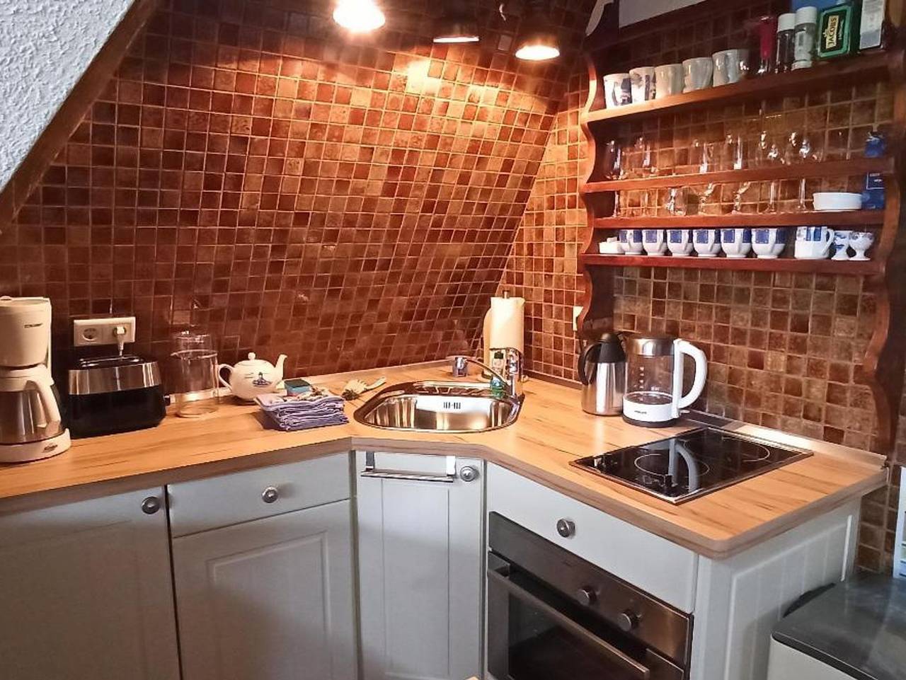 Ganze Ferienwohnung, Kapitän Hansen Haus- Obergeschoss - Ferien im Künstlerdorf Oldsum in Oldsum, Föhr