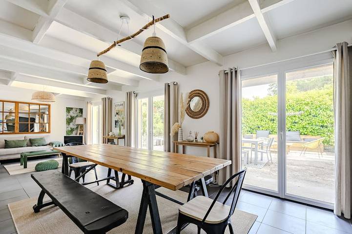 Casa de vacaciones para 10 personas, con jardín y jacuzzi - 1