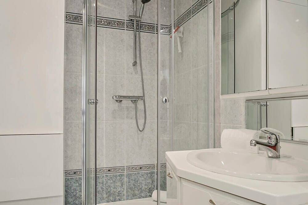 Geheel appartement, Casiola - Charming seaside apartment 'Sea Bridge' in Brugge, Belgische Kust