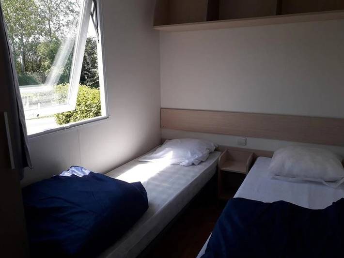 Mobil home pour 6 personnes, avec bassin pour enfant et sauna à Pouldreuzic - 4