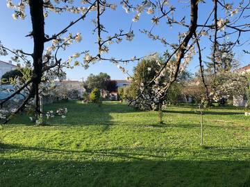 Gîte pour 10 personnes, avec jardin et balcon à La Rochelle