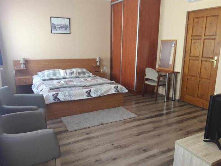 Gîte pour 6 personnes, avec jardin à Eger - 4