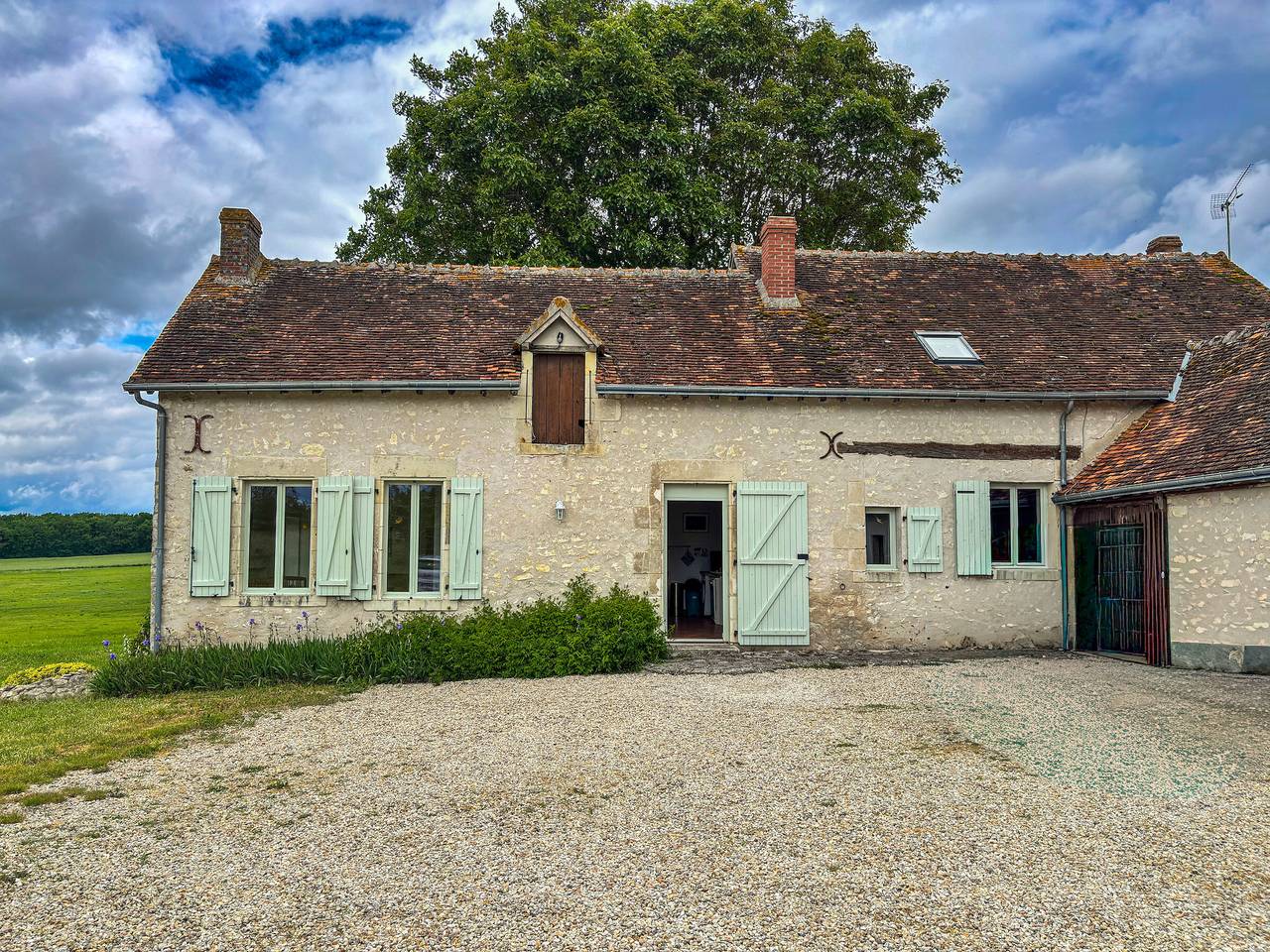 Renovierter Bauernhof in ruhiger Lage mit Internet und großem Außenbereich in Palluau-sur-Indre, Châteauroux und Umgebung