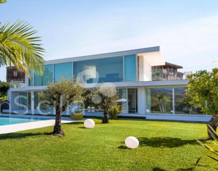 B&b per 3 persone, con Balcone e Terrazza nonché Idromassaggio e Giardino a Calatabiano