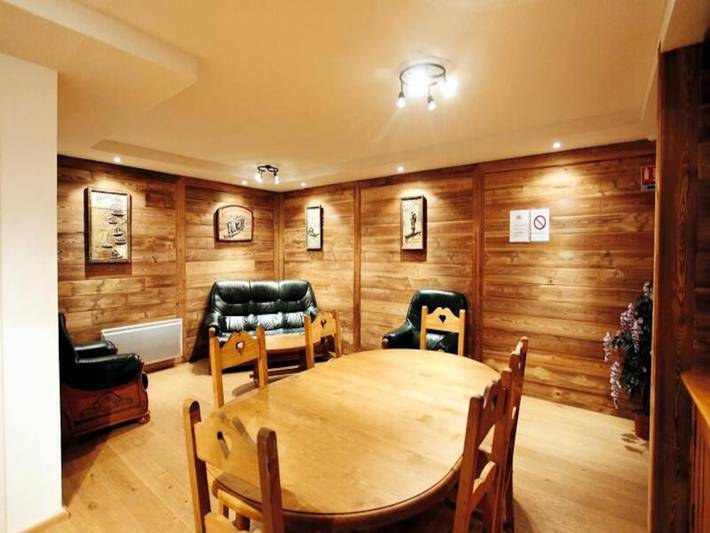 Gîte pour 8 personnes, avec sauna, adapté aux familles à Avrieux - 3