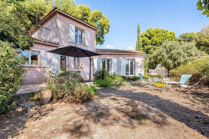 Chalet pour 10 personnes, avec jardin et terrasse