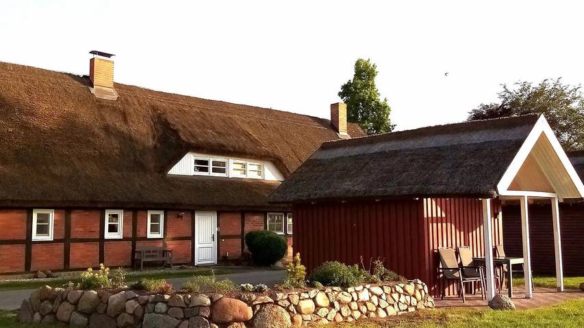 Ferienwohnung für 6 Personen, mit Garten