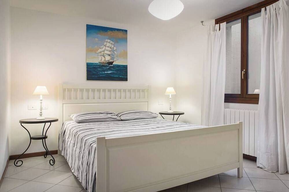Ganze Wohnung, Casa Cariza-Apartment mit Gemeinschaftspool in Colà, Lazise