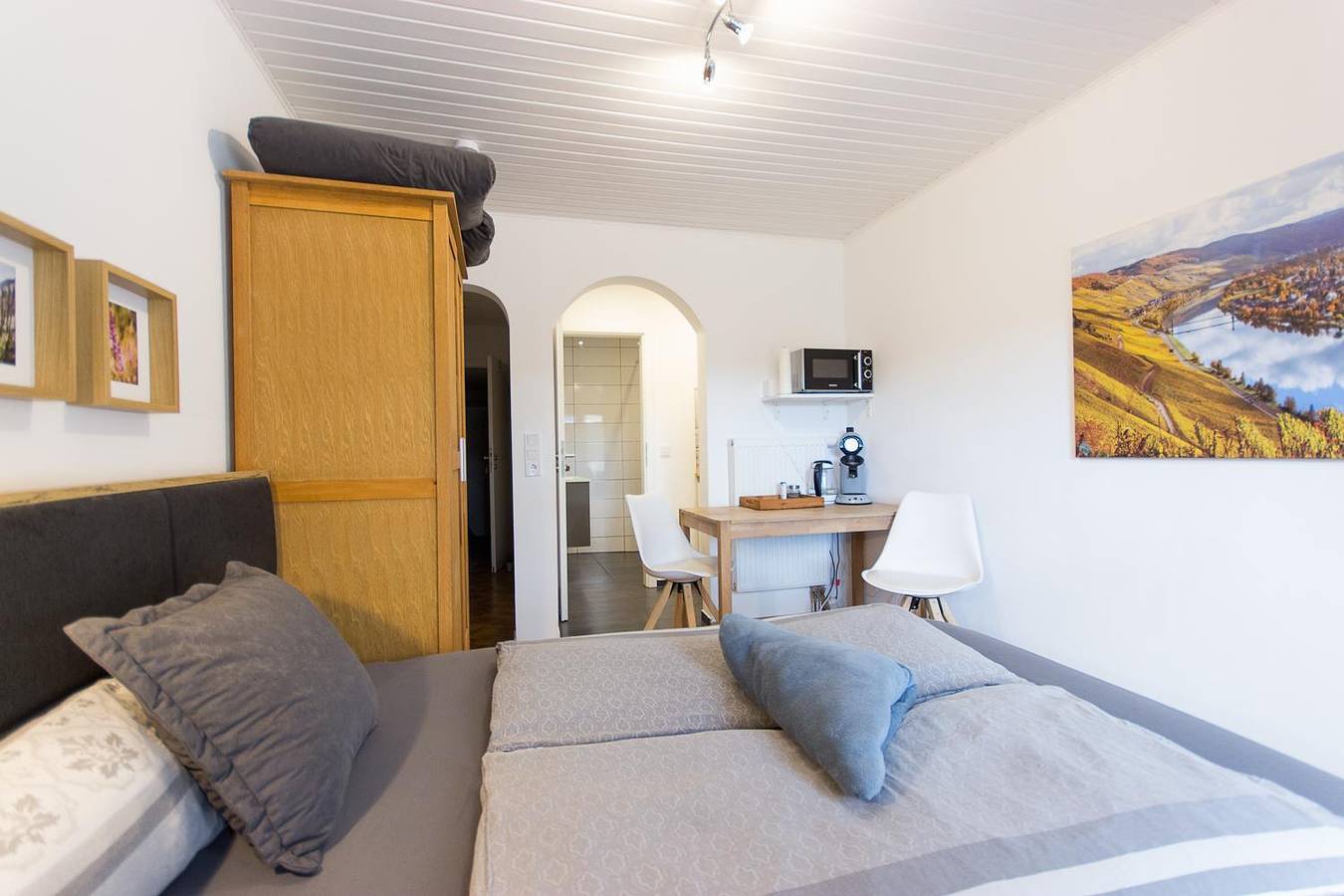 Ganze Ferienwohnung, Kleines gemütliches Studio 1. in Moselnähe in Zeltingen-Rachtig, Bernkastel-Kues & Umgebung