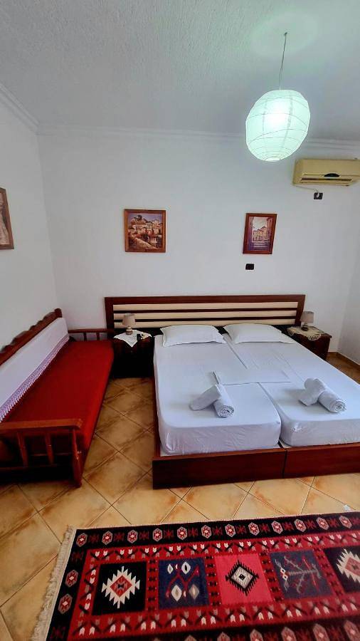 Maison d’hôte pour 4 personnes, avec jardin et vue dans Gjirokastër - 4