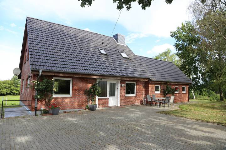 Ferienhaus für 16 Personen, mit Garten und Terrasse, mit Haustier in Angeln Halbinsel