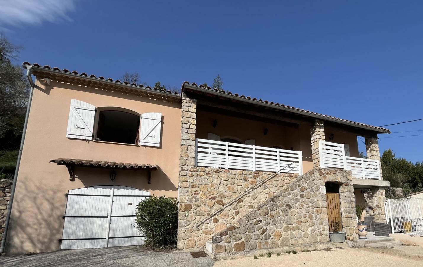 Villa La Coste in Saint-Ambroix, Parc national des Cévennes