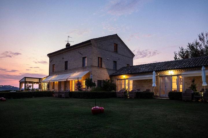 Bed and breakfast per 2 persone, con giardino e piscina nonché sauna e panorama - 1