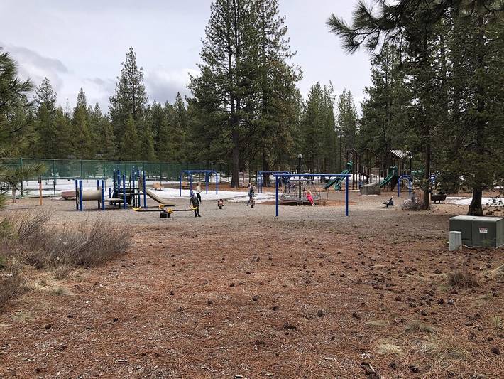 Vacation rental for 8 people, with hot tub and balcony in Sunriver