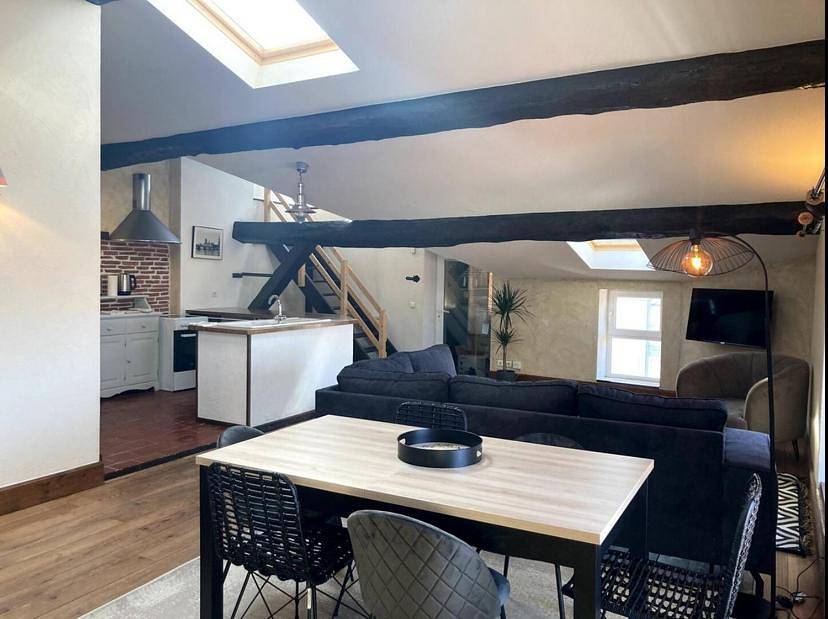 Appartement entier, Market Square, Rooftop, 2 chambres, All inclusive in Roanne, Région de Roanne