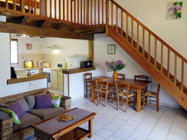 Location de vacances pour 5 personnes, avec terrasse et jardin à Blanquefort-sur-Briolance - 4