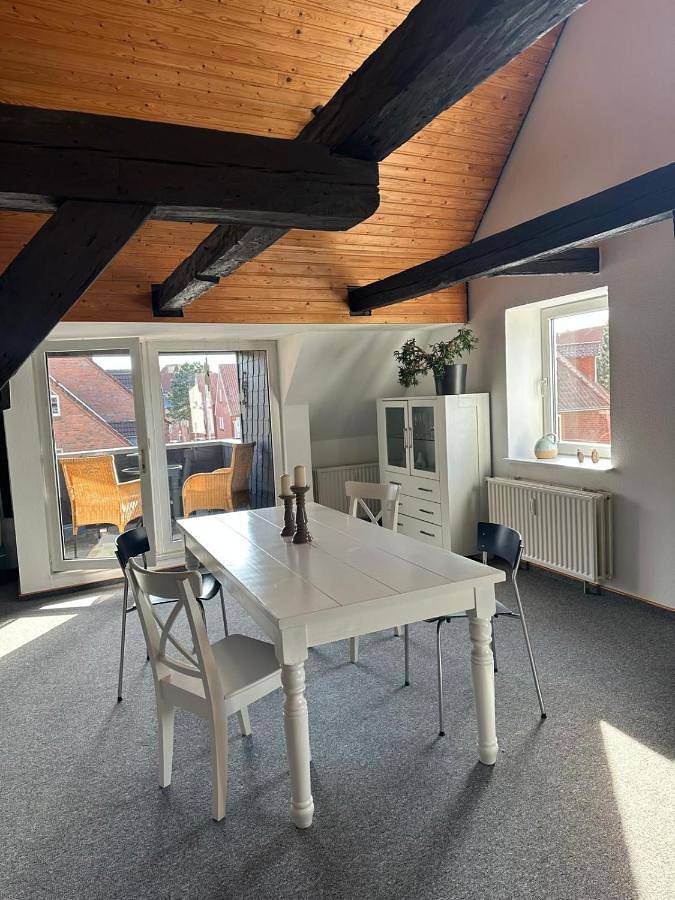 Ferienwohnung für 4 Personen, mit Balkon in NordArt