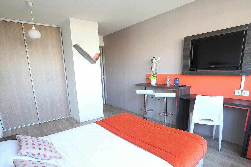 Entire apartment, Comfort apartment near central Paris in Chevilly-Larue, Val-de-Marne