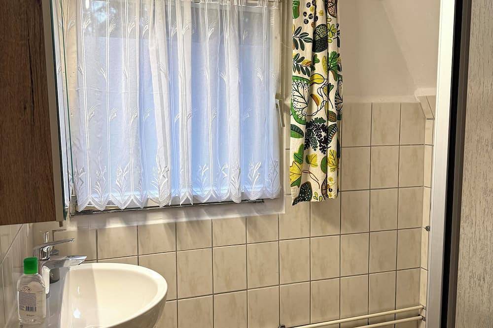 Finnhütte Wilma mit Privatstrand in Großzerlang, Rheinsberg
