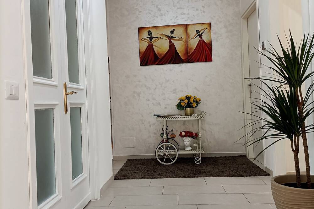Apartamento entero, Casa De Relajación De La Familia De Los Amados in Casal Morena, Roma