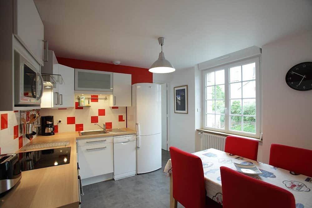 Appartement entier, Charmant T2, 5min à pied de la plage in Saint-Quay-Portrieux, Côte de Goëlo