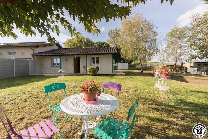 Gîte pour 4 personnes, avec jardin