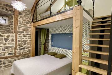 Agriturismo pour 22 personnes, avec jacuzzi et jardin à Araules