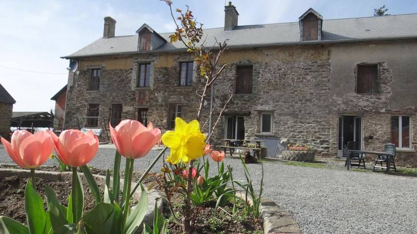 Cottage pour 2 personnes, avec jardin à Villiers-Fossard
