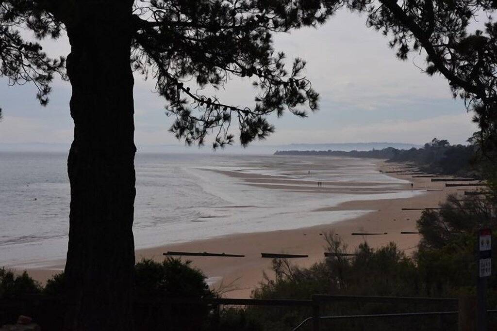Holiday Home for 9 People in Cowes (Victoria), Bass Coast Shire