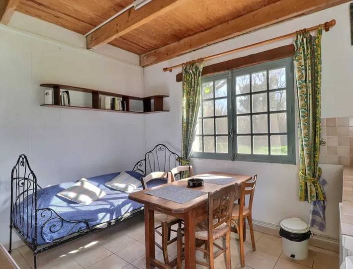 Location de vacances pour 2 personnes, avec piscine et jardin à Saintes-Maries-de-la-Mer
