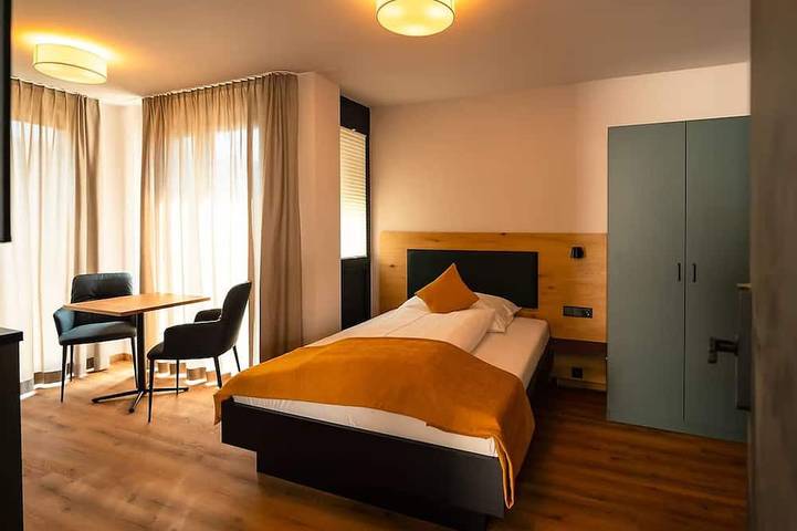 Ganze Wohnung, Apartment 100 Dahanna in Erbach (Baden-Württemberg), Erbach Region