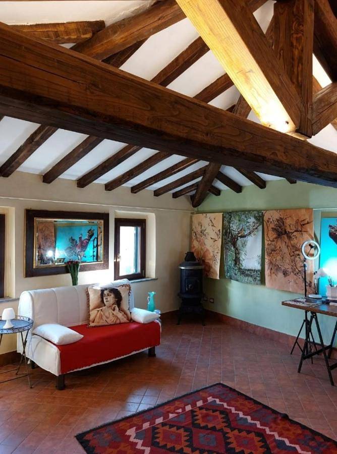 Casa vacanza per 6 persone, con Piscina e Panorama a Soriano nel Cimino