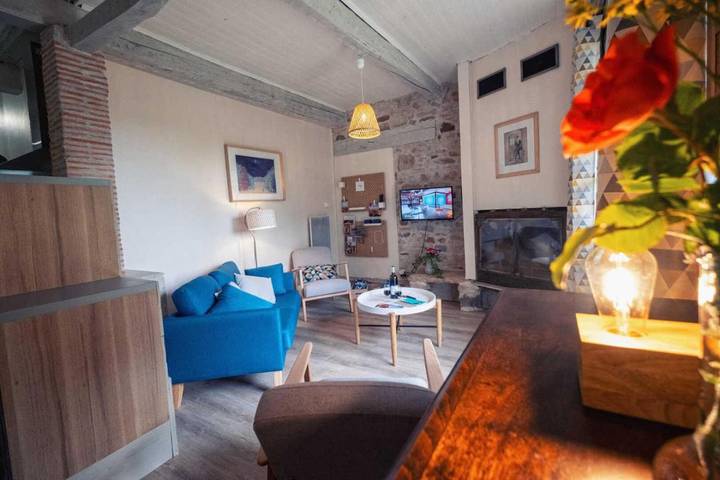 Location de vacances pour 4 personnes, avec jardin et piscine à Larroque - 4