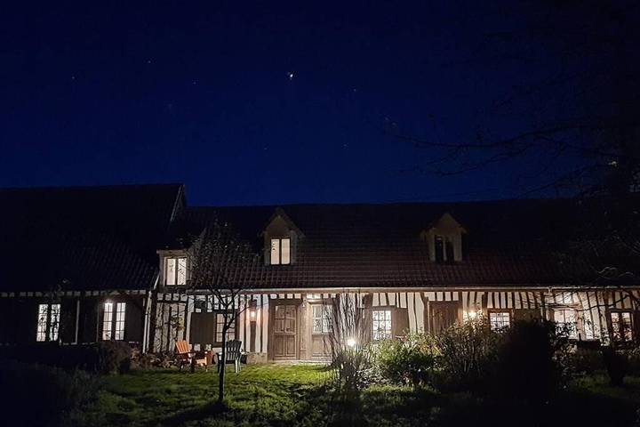 Location de vacances pour 13 personnes, avec terrasse et jardin à La Chapelle-sur-Dun - 4