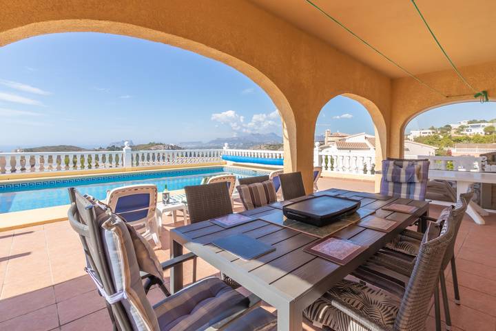 Villa för 14 Personer med trädgård in Poble Nou de Benitatxell, Costa Blanca