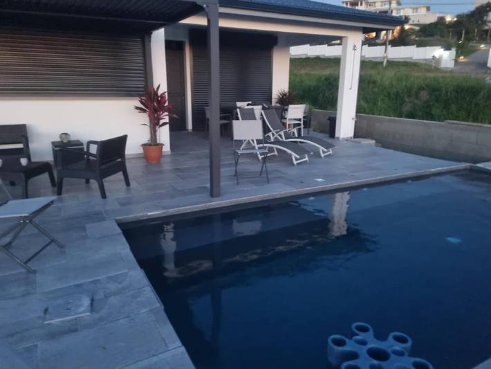 Villa für 7 Personen, mit Garten und Ausblick sowie Pool in Arrondissement Saint-Pierre