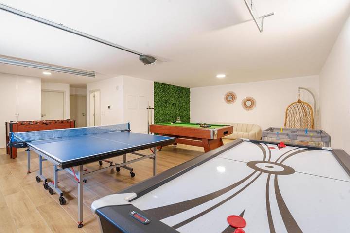 Location de vacances pour 10 personnes, avec jardin ainsi que vue et piscine à Ribamar - 3