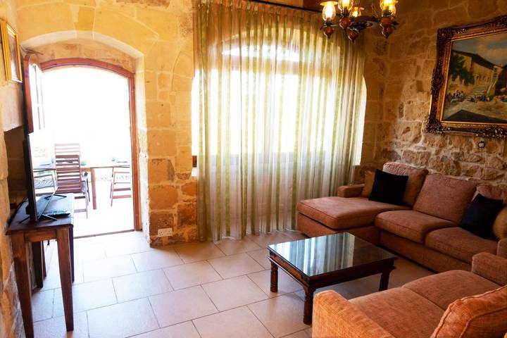 Ferienhaus für 12 Personen, mit Balkon und Terrasse sowie Kinderpool und Pool in Gozo - 4