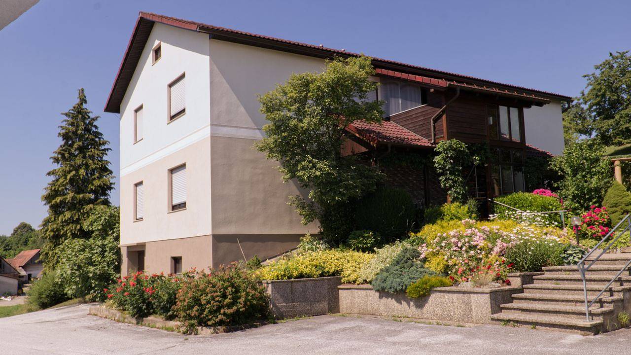 Ganze Ferienwohnung, Ferienwohnung für 4 Personen (65 m²) in Fehring in Südoststeiermark, Fehring