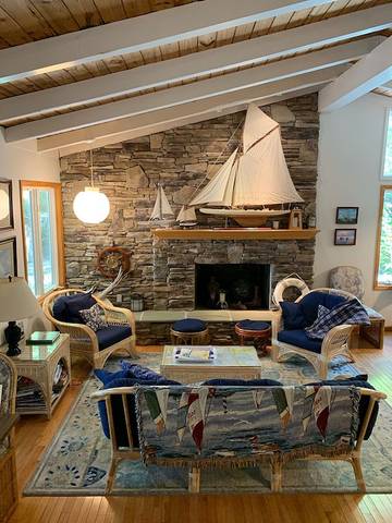 Vacation House for 12 Guests in Mayhew, Lake Norman, Picture 2