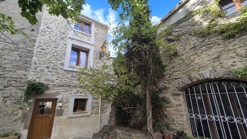 Gîte pour 4 personnes à Aigne