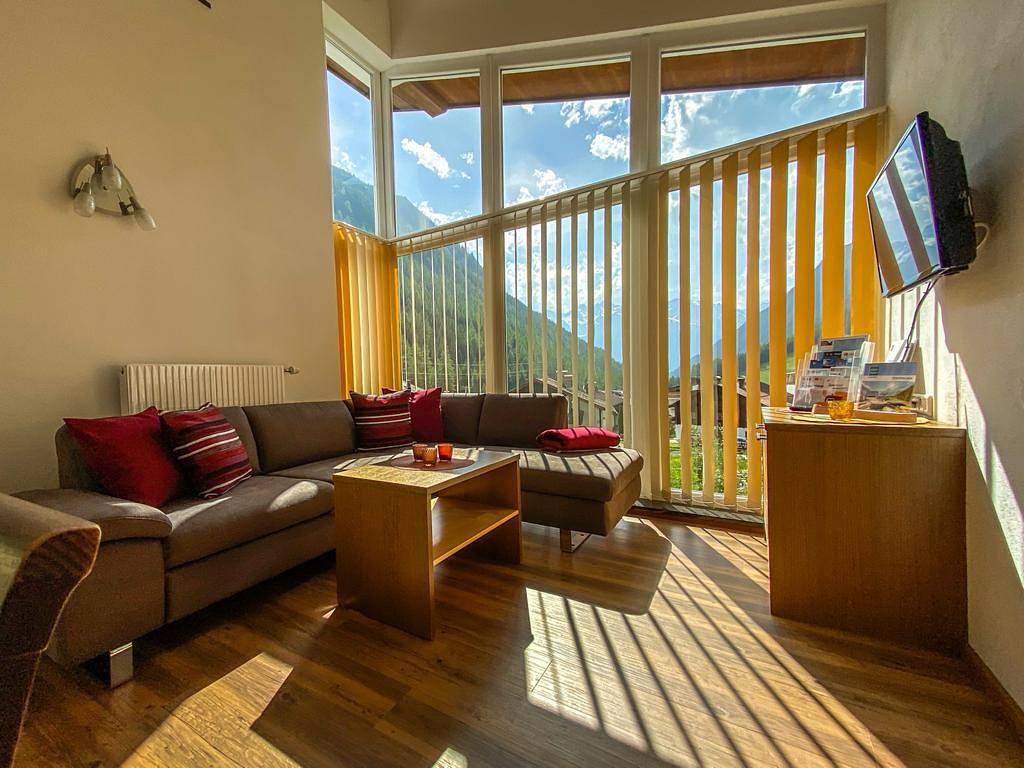 Ganze Ferienwohnung, Appartement "Luca" in Gries, Längenfeld