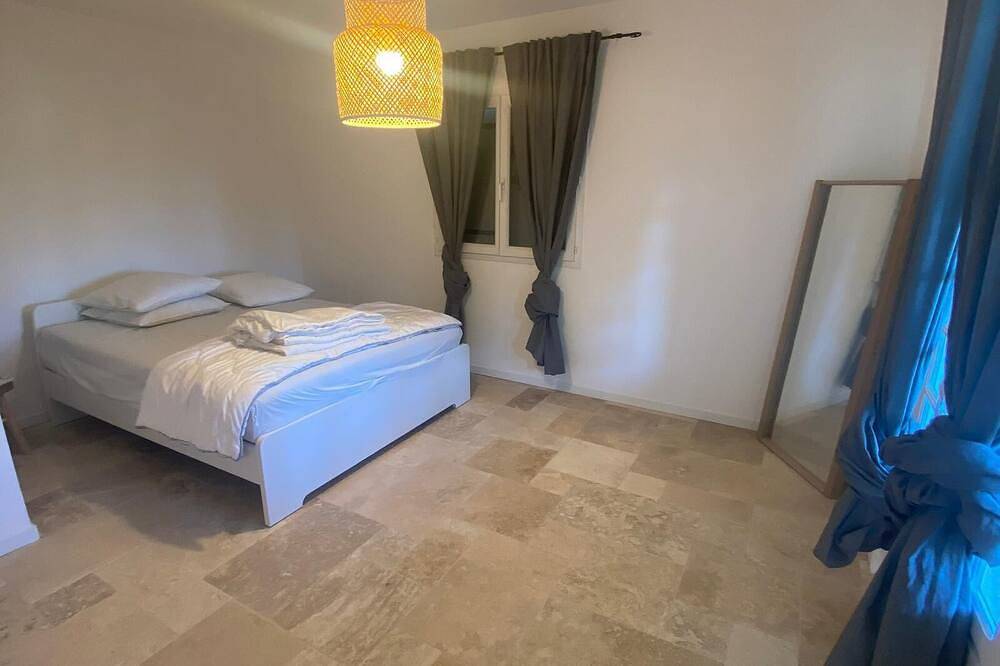 Ideal villa for family or friends with 2 independent apartments. in Mougins, Cannes und Umgebung