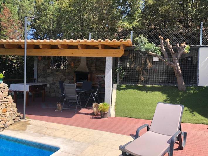 Location de vacances pour 7 personnes, avec piscine ainsi que jardin et vue dans Sernancelhe - 4
