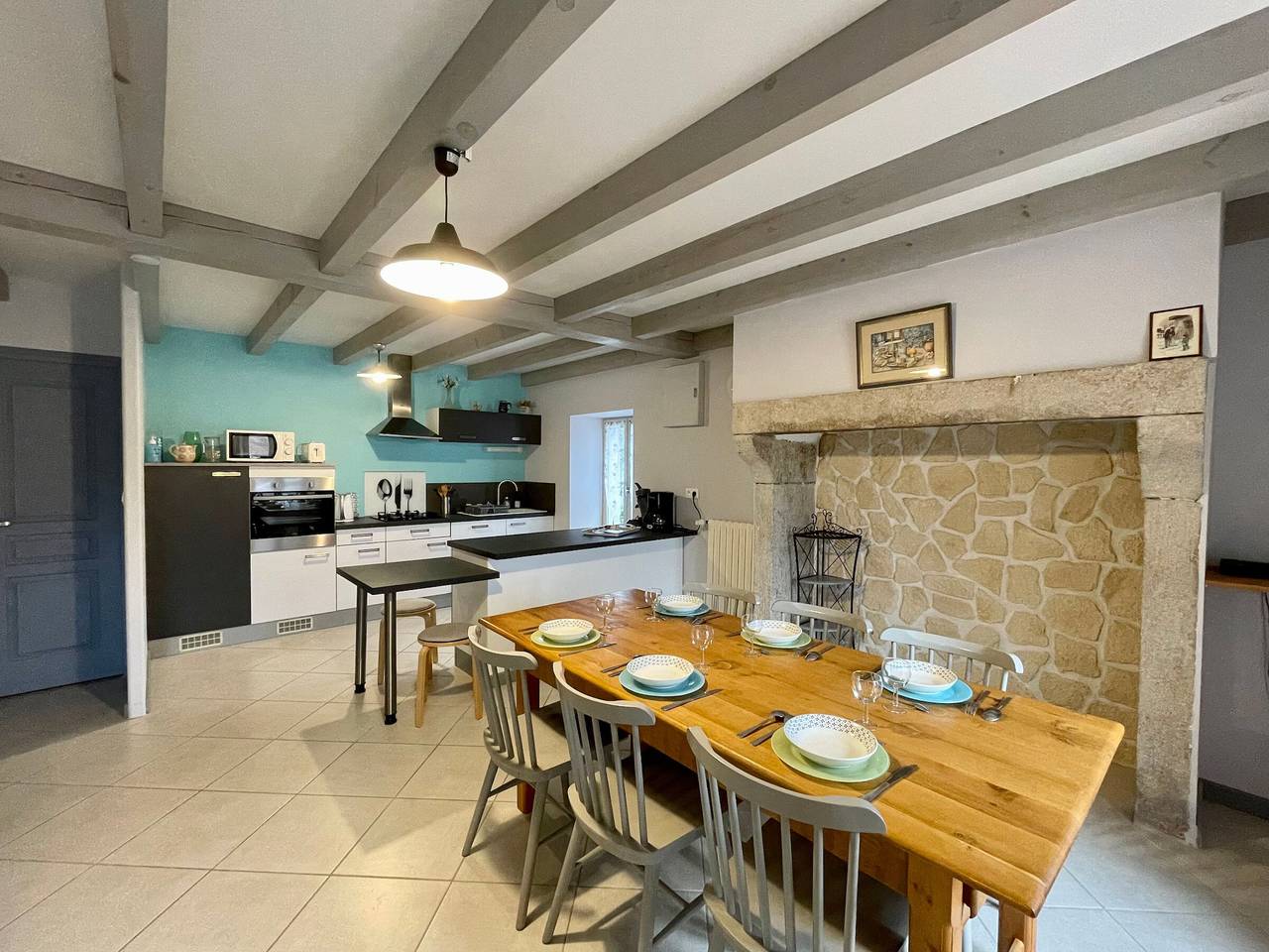 Charming 19th-Century Farmhouse: Heated, Baby-Friendly, Near Loire Gorges & Historic Sites in Saint-Vincent (France), Massif Central