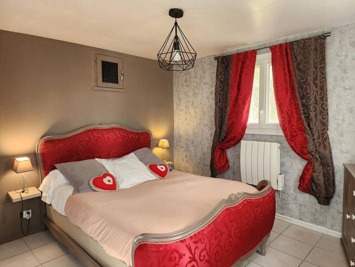 Location de vacances pour 2 personnes, avec piscine ainsi que jardin et terrasse à Cussac-Fort-Médoc - 3